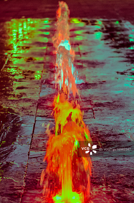 火焰喷泉图片素材