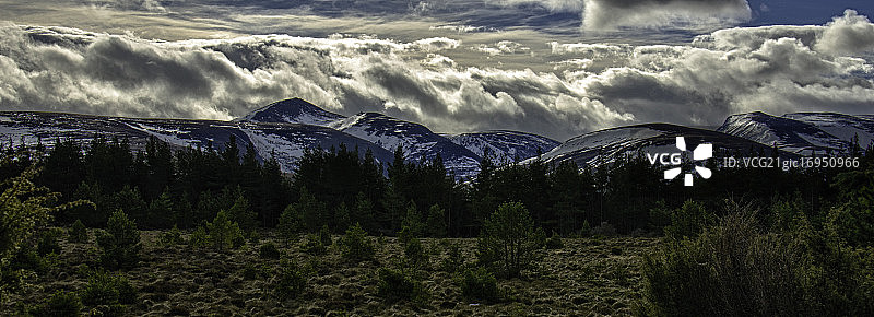 凯恩戈姆山全景图片素材