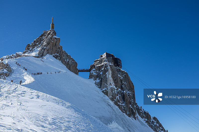 霞慕尼南针峰图片素材