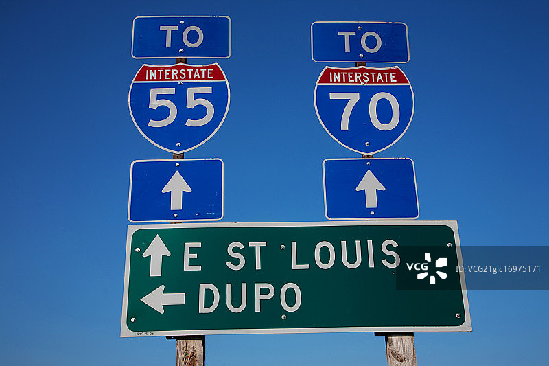 伊利诺伊州东圣路易斯郊外的55号和70号州际公路图片素材