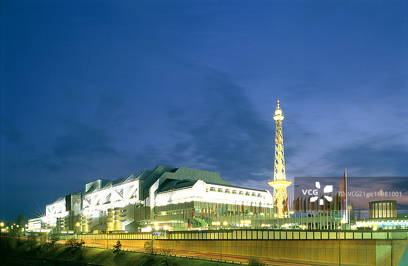 德国柏林国际会议中心（长时间曝光）图片素材