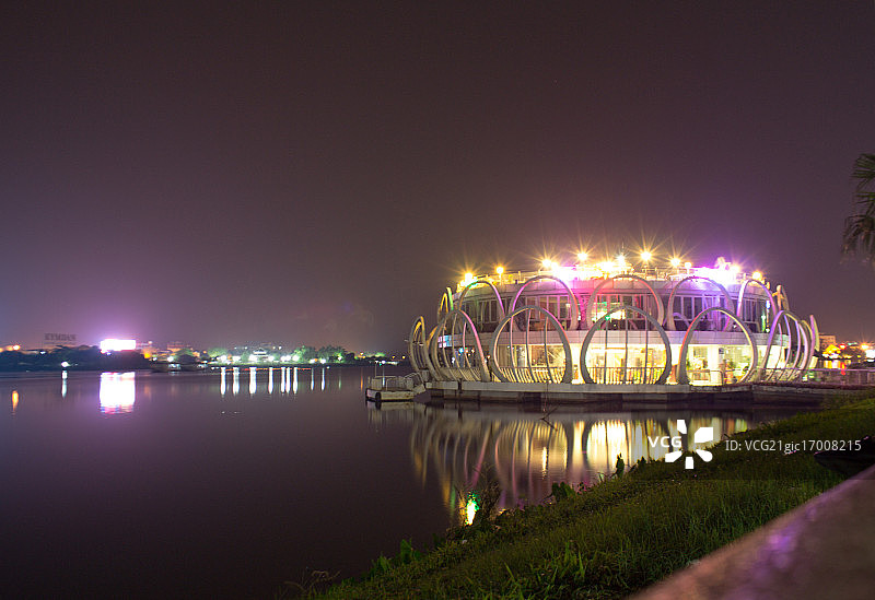 香江上的水上餐厅图片素材
