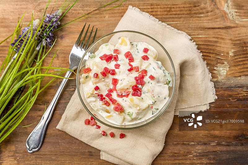 新鲜土豆沙拉图片素材