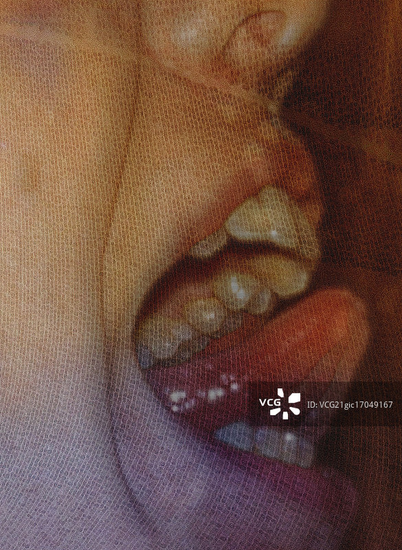 内森·格里菲斯舔舐图片素材