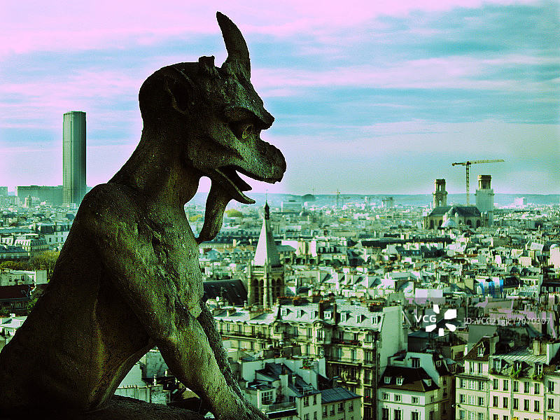 来自巴黎圣母院图片素材