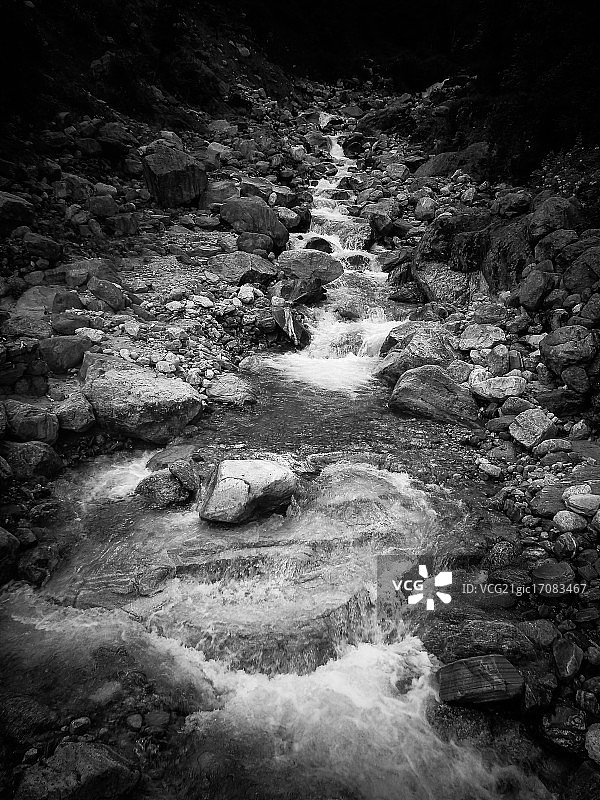 路特本步道瀑布图片素材