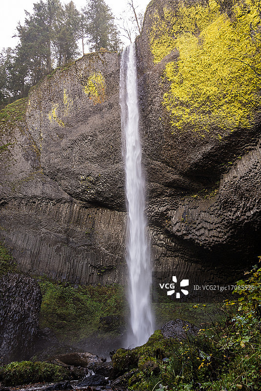 拉图雷尔瀑布图片素材