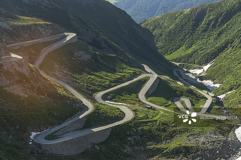 瑞士提契诺州戈特哈德山口的旧路景观图片素材