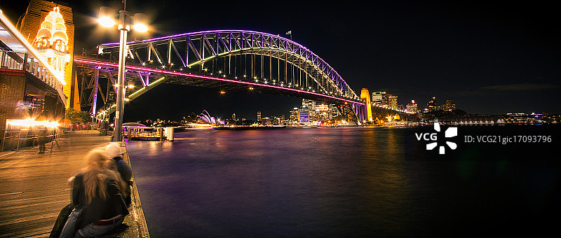 新娘。月神公园。图片素材