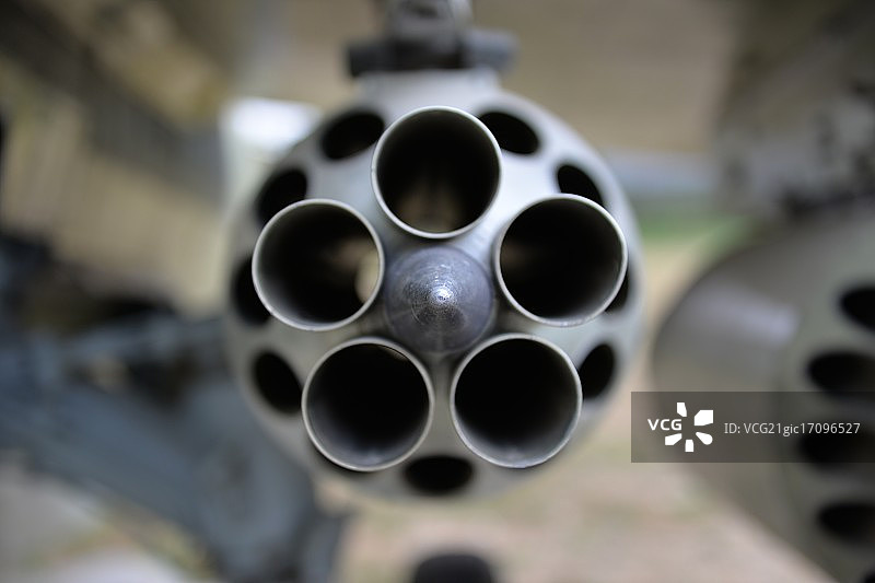 直升机火箭发射器图片素材