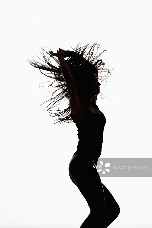 跳舞的少女图片素材