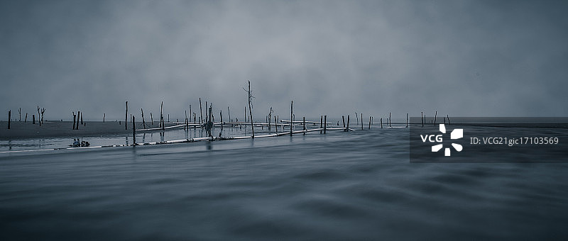 长乐雨景图片素材