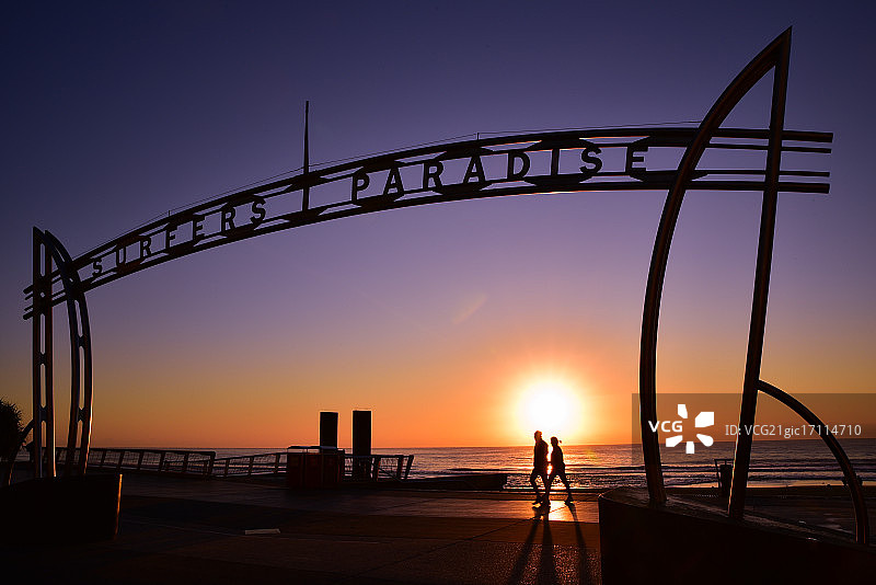 冲浪者天堂日出图片素材