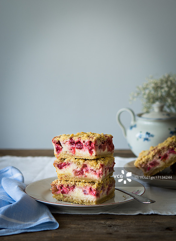 草莓碎条图片素材