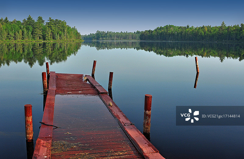 巴斯湖的早晨图片素材