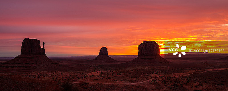 纪念碑谷日出图片素材