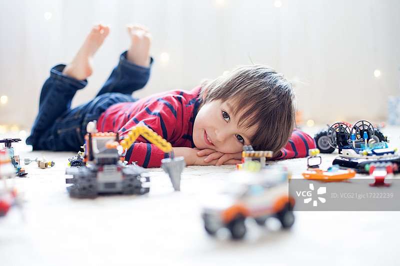 塑料积木土地图片素材