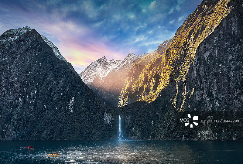 米尔福德峡湾图片素材