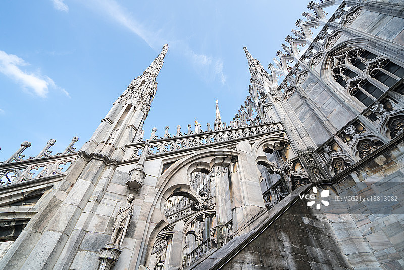 意大利米兰大教堂尖顶图片素材