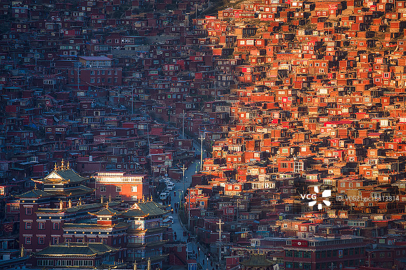 四川省色达县五明佛学院图片素材