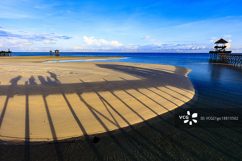 马来西亚沙巴卡帕莱kapalai水上屋度假村沙滩图片素材