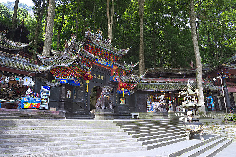 中国四川省都江堰市青城山建福宫图片素材