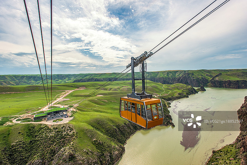 喀拉峻草原景区缆车图片素材