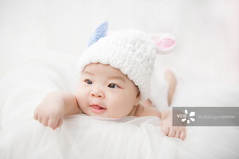可爱的女宝宝图片素材