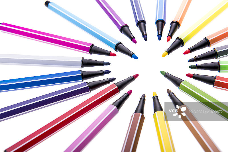 塑料彩色水笔图片素材