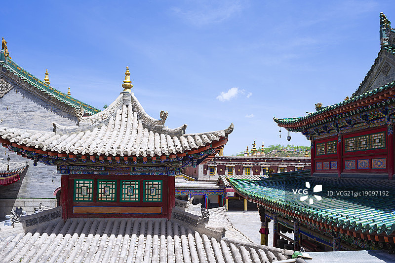 中国青海省西宁市附近湟中县的塔尔寺（藏传佛教寺庙）图片素材