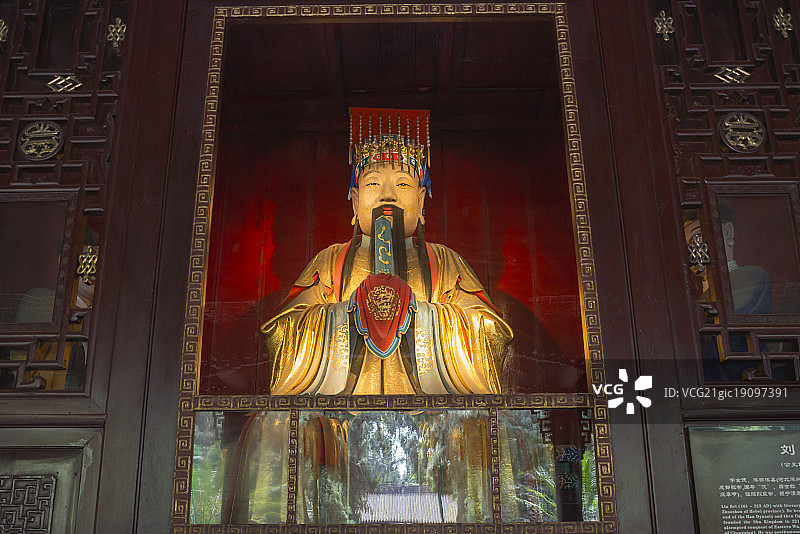 东汉末年军阀刘备的雕像。中华人民共和国四川省成都市武侯祠刘备陵墓图片素材