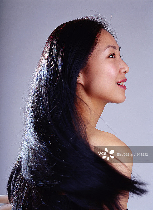 东方女人背影黑头发图片素材