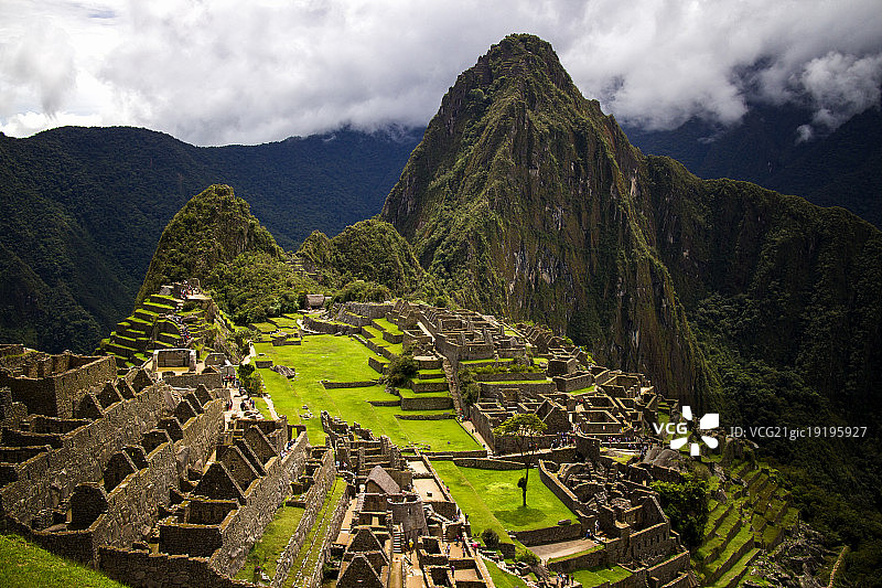 马丘比丘遗址鸟瞰图片素材