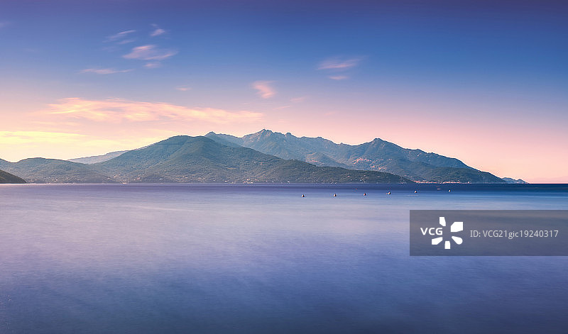 厄尔巴岛卡潘内山海景，意大利托斯卡纳图片素材