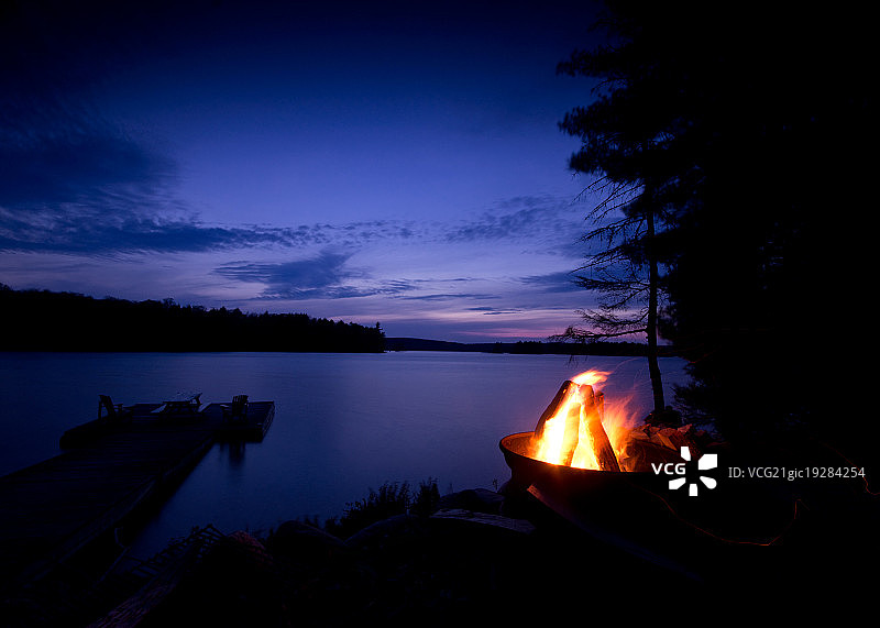 老鹰湖的暮色图片素材