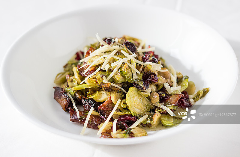 球芽甘蓝与培根图片素材