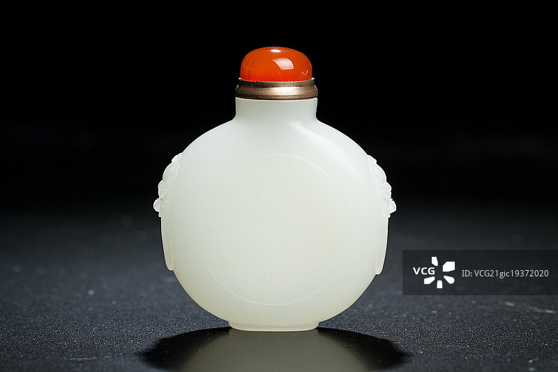 玉石鼻烟壶图片素材