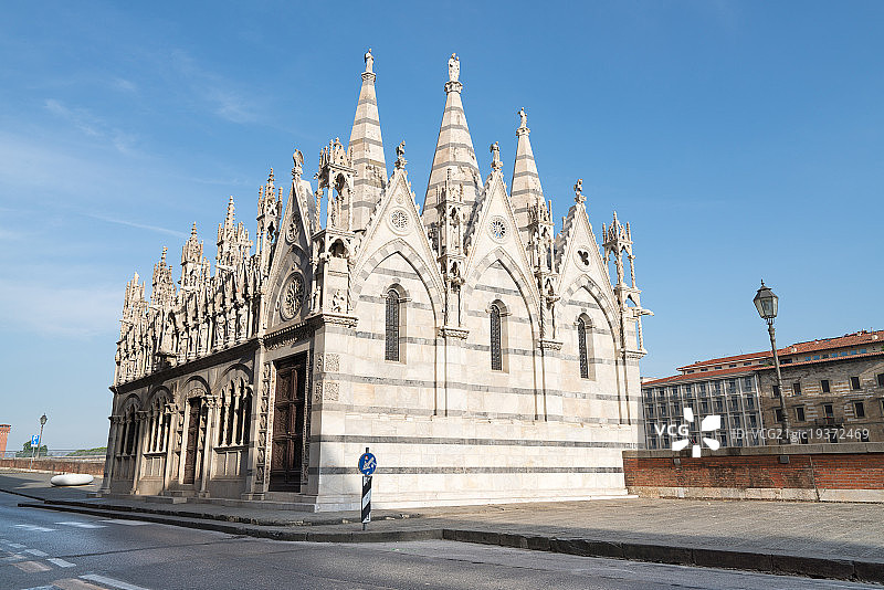 意大利比萨亚诺教堂Santa Maria della Spina图片素材