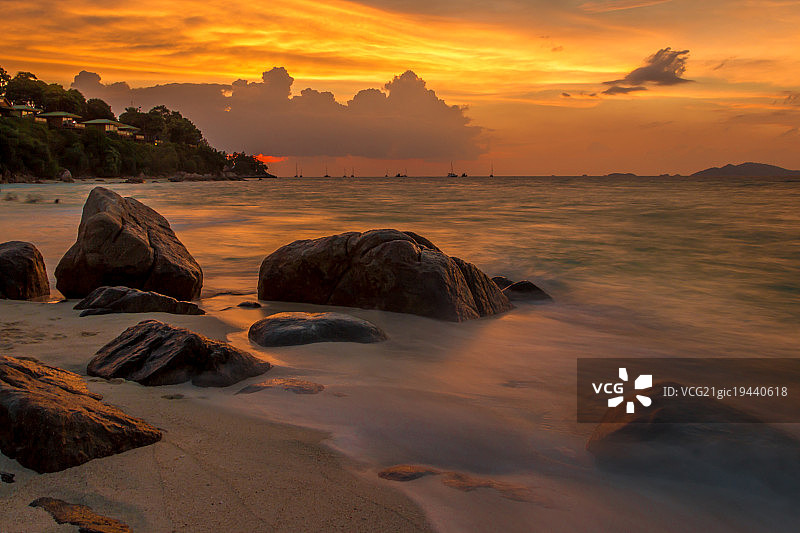 泰国丽贝岛的日落图片素材