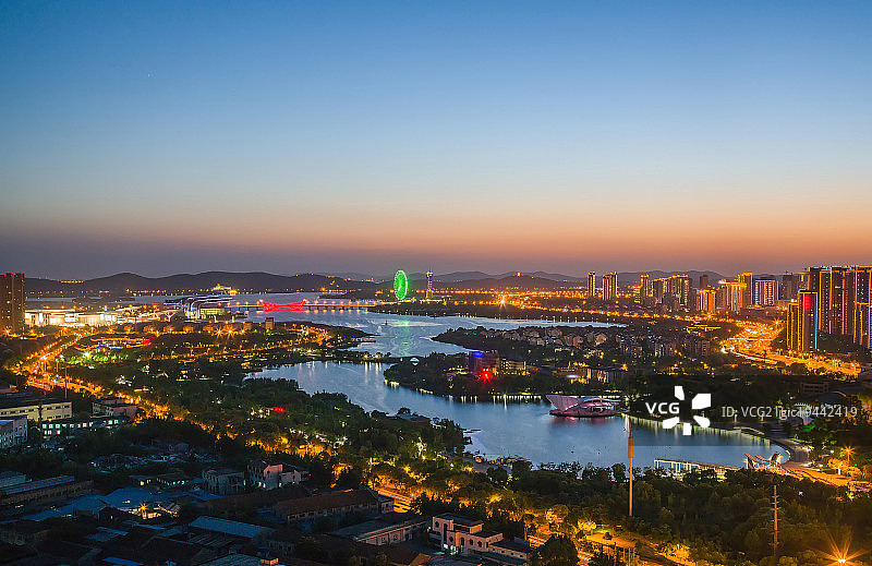 江苏省无锡金城湾夜景图片素材