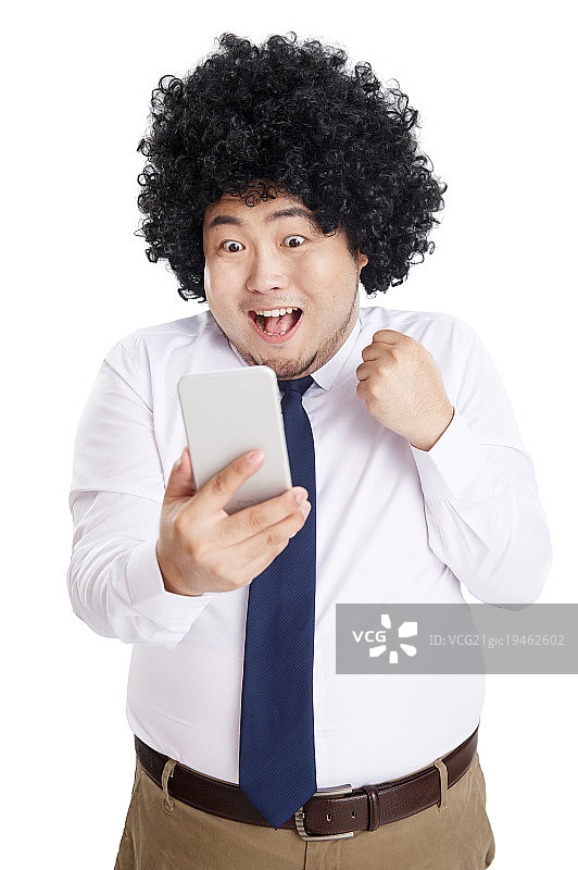 肥胖的商务男人拿着手机图片素材