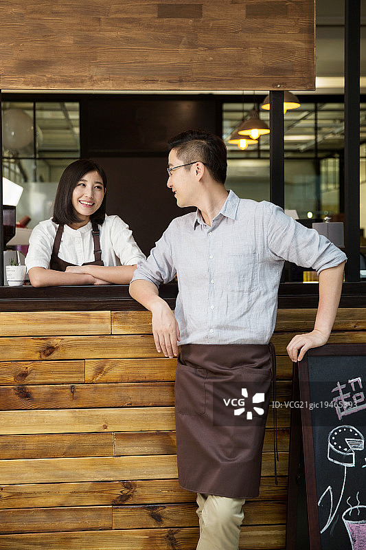 咖啡馆服务员图片素材