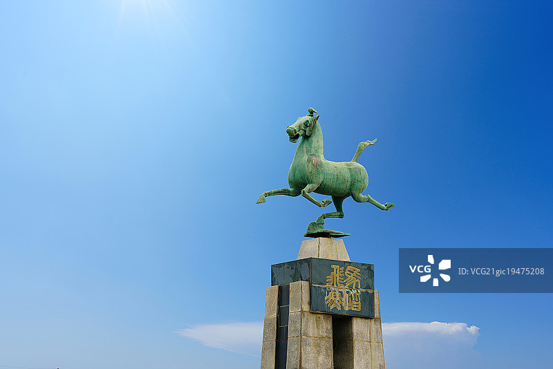 马踏飞燕图片素材