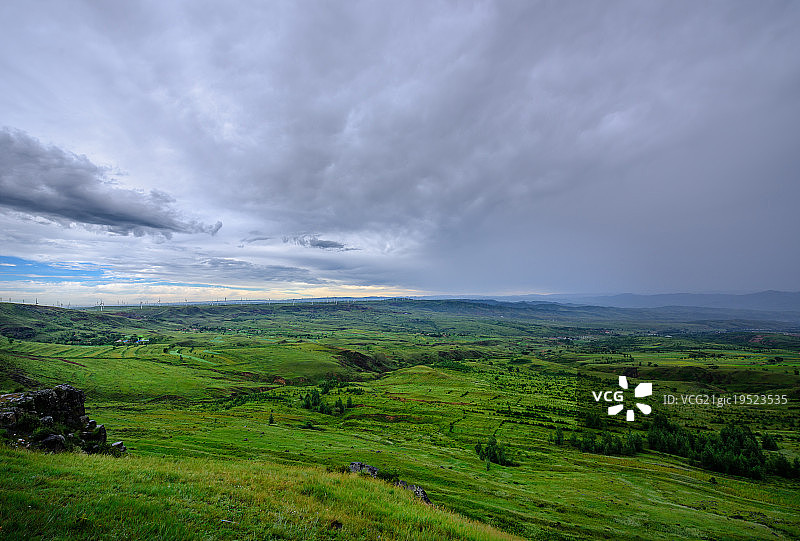 蓝天白云草原图片素材