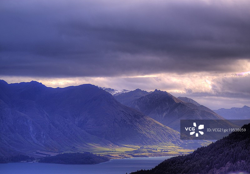 卓越山脉图片素材