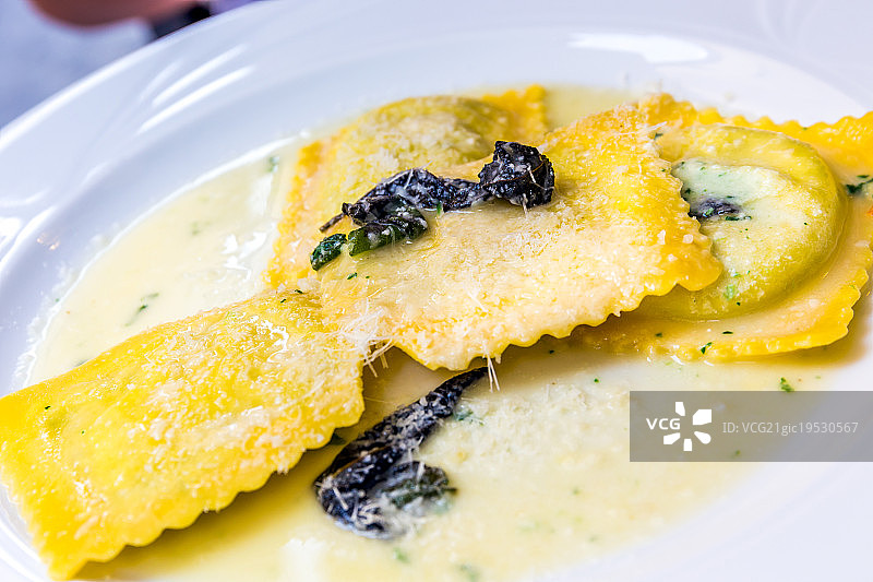 意大利菠菜馄饨图片素材