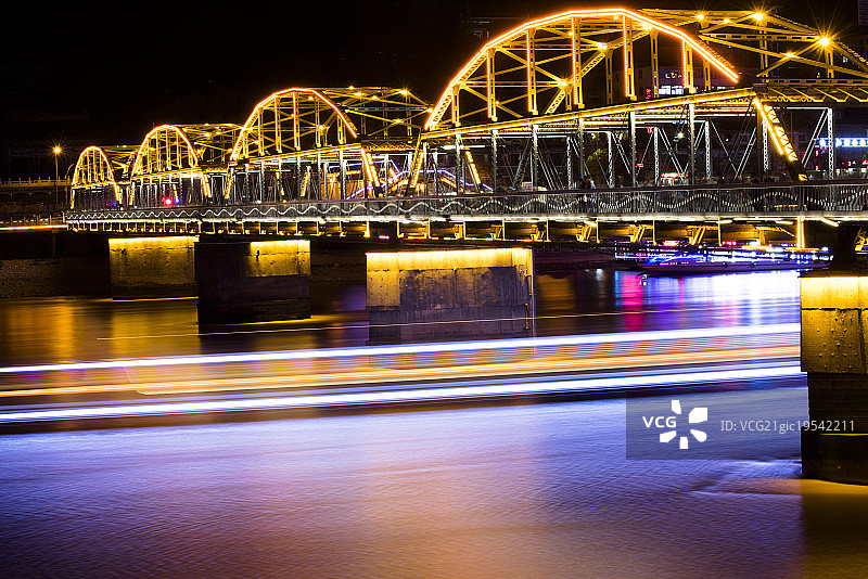 兰州黄河铁桥夜景图片素材