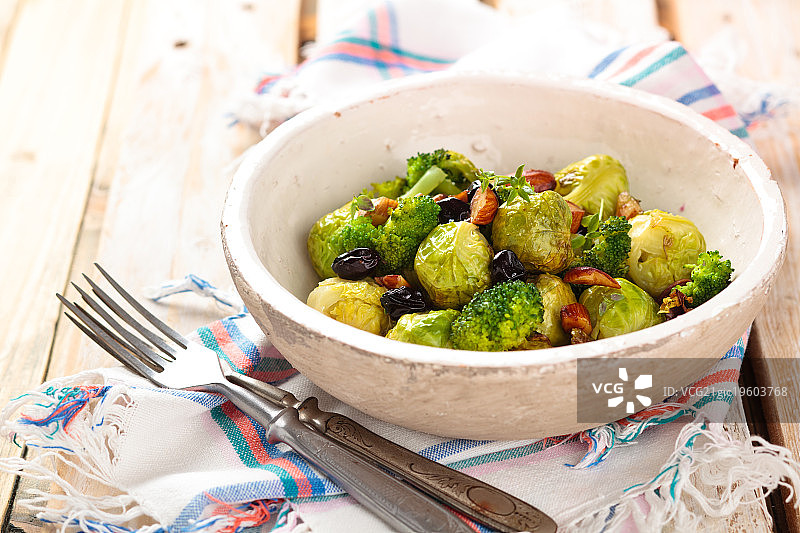 烤球芽甘蓝图片素材