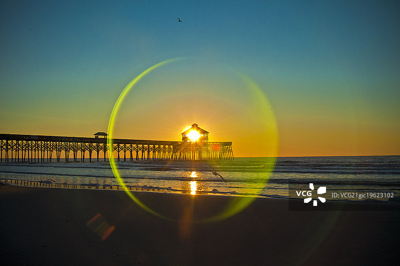 弗利海滩的太阳耀斑图片素材