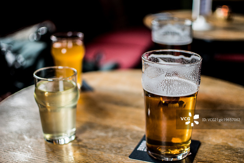 应得的一品脱啤酒图片素材